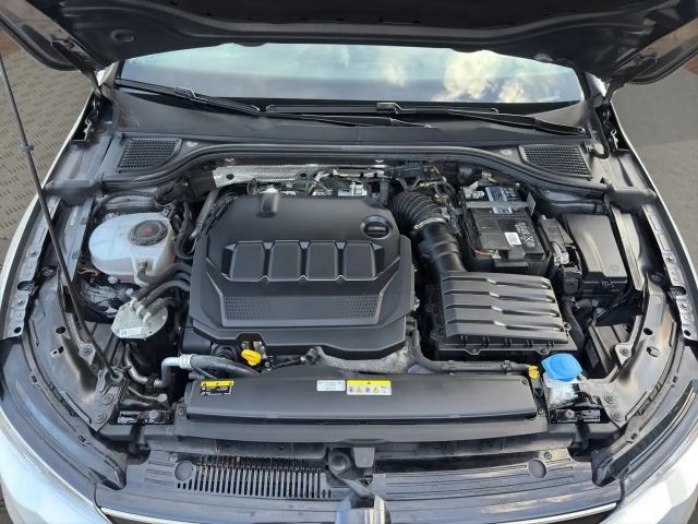 Volkswagen Golf 2.0 TDI Golf VIII Life