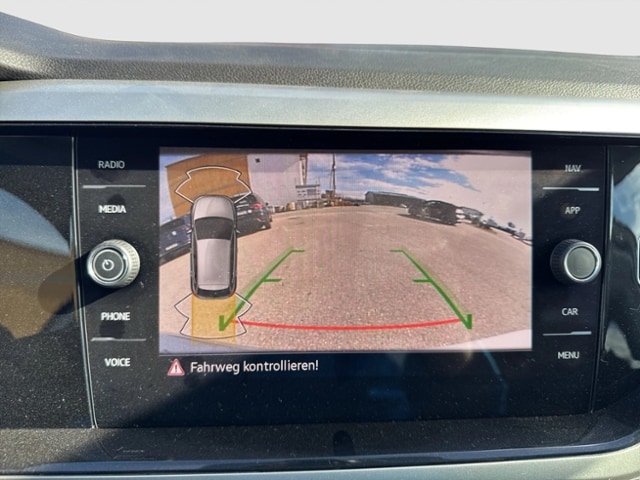 Volkswagen Polo MOVE 1.0 TSI DSG APP-CON KAMERA AHK DAB+PDC