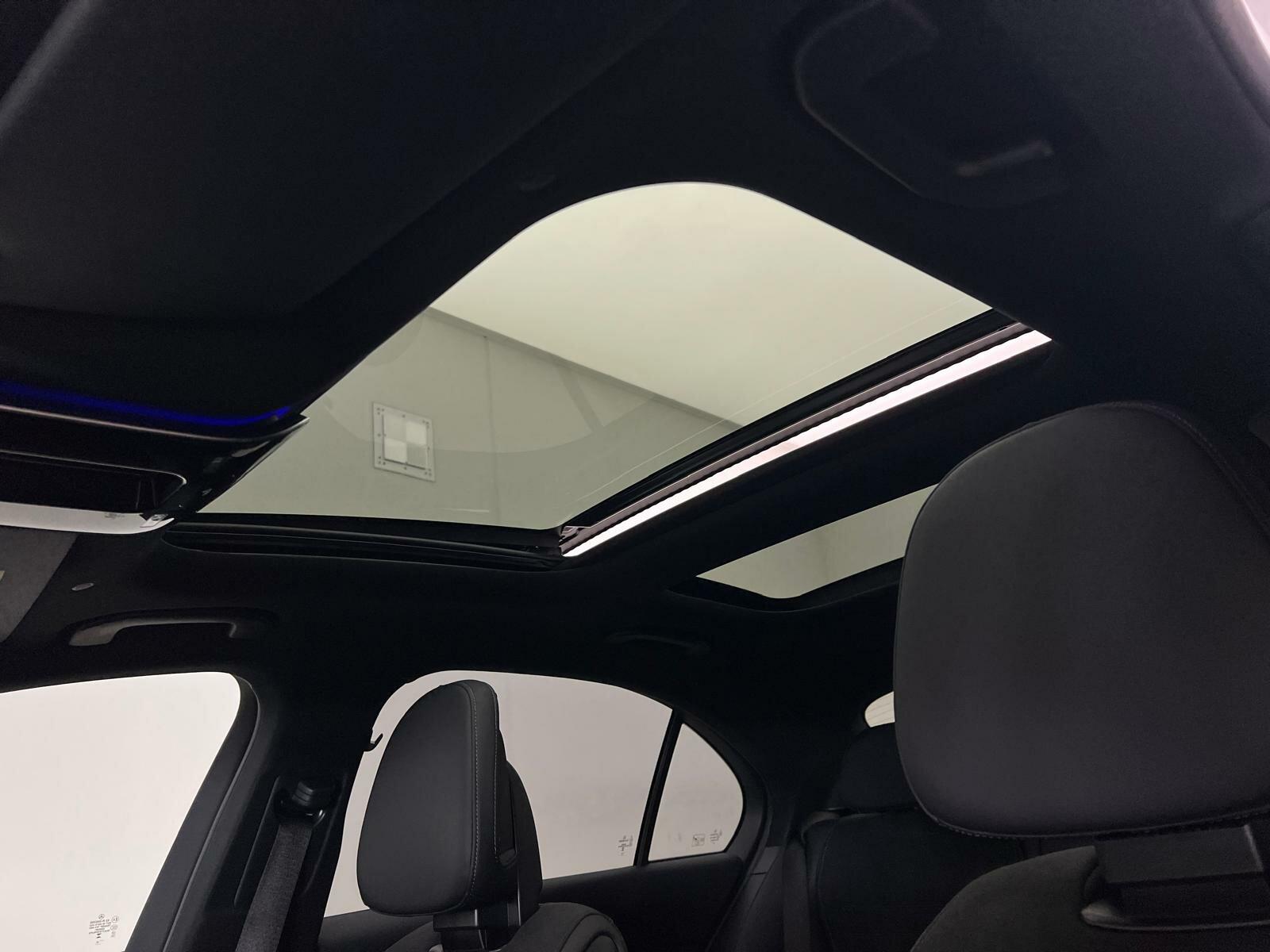 Mercedes-Benz C 180 AMG Line Sedan