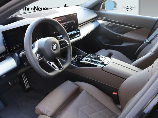 BMW 520 520d M-Sport Touring