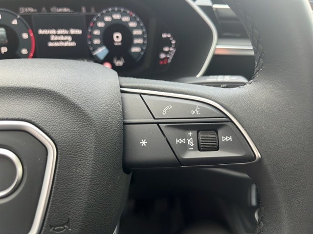 Audi Q3 35 TDI S-Tronic