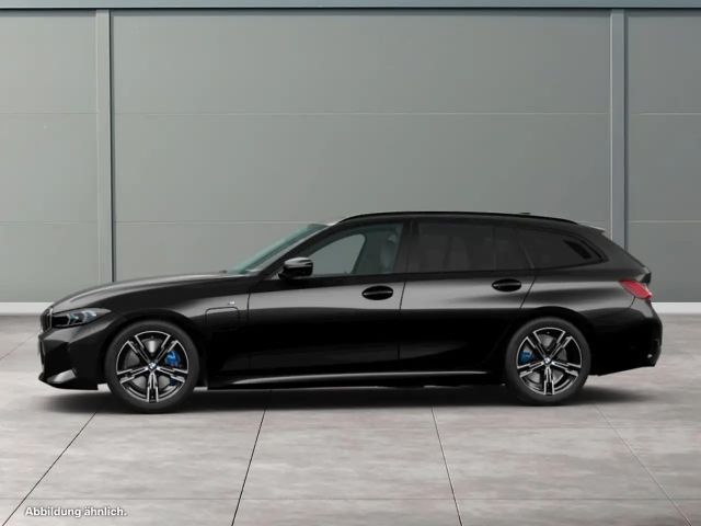 BMW 330 330e M-Sport Touring