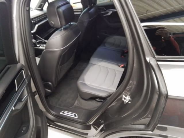 Volkswagen Touareg 3.0 V6 TDI R-Line