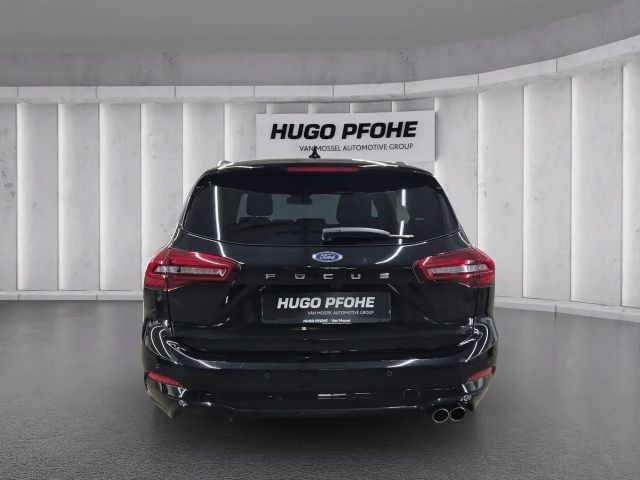 Ford Focus ST Line Wagon