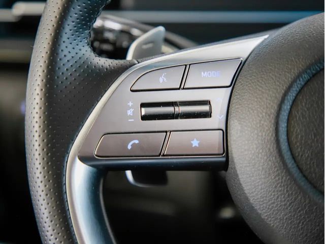 Hyundai Staria Signature