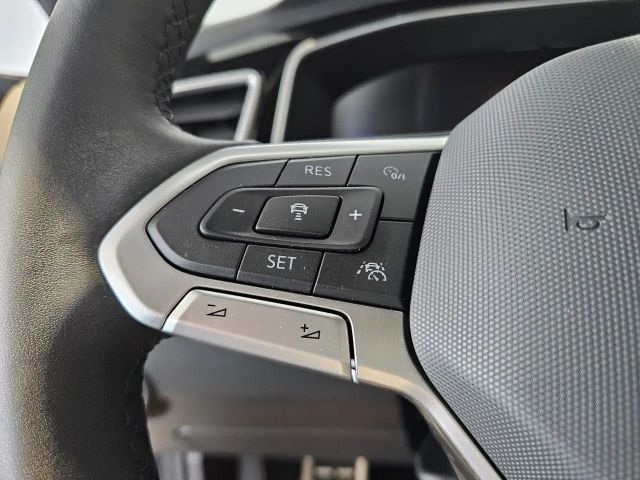 Volkswagen T-Roc 1.5 TSI Cabriolet DSG R-Line