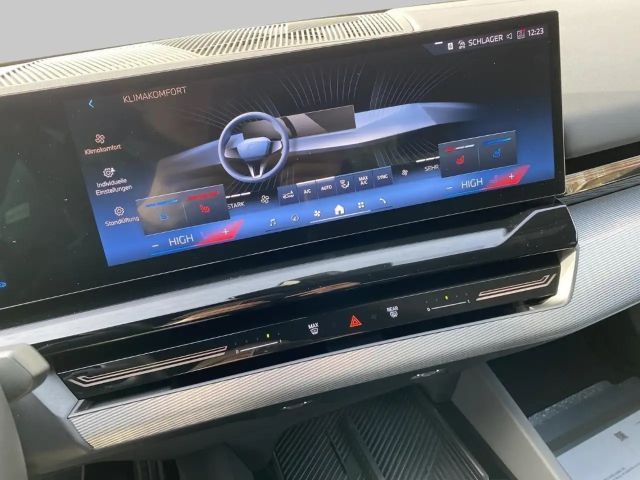 BMW 520 520d M-Sport Sedan