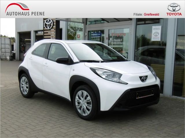 Toyota Aygo X 1.0 VVT-i Business Hatchback