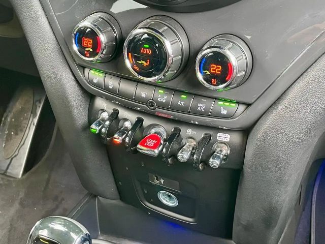 MINI Cooper Countryman *ADAP.LED*SHZ*R-KAMERA*NAVI*EL.HECKKLAPPE*KEYLESS*