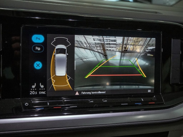 Volkswagen Multivan 2.0 TSI DSG Lang Life T7