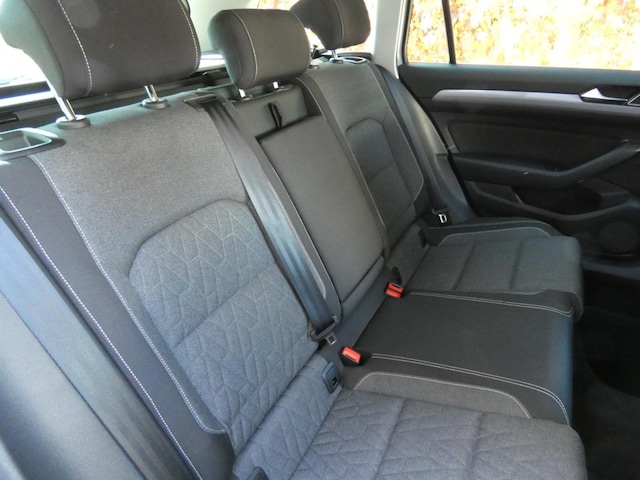 Volkswagen Passat 2.0 TDI Business DSG Variant