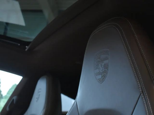 Porsche 911 Carrera Coupé