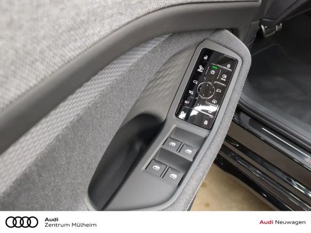 Audi A6 Avant Quattro S-Tronic