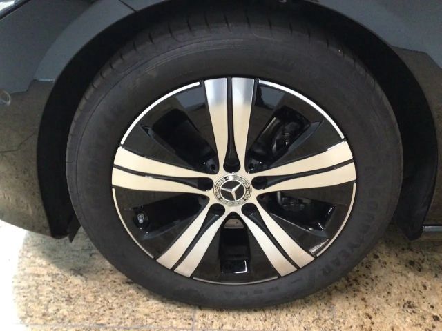 Mercedes-Benz C 180 AVANTGARDE Estate