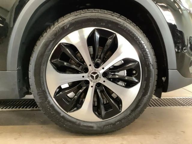 Mercedes-Benz GLA 220 4MATIC