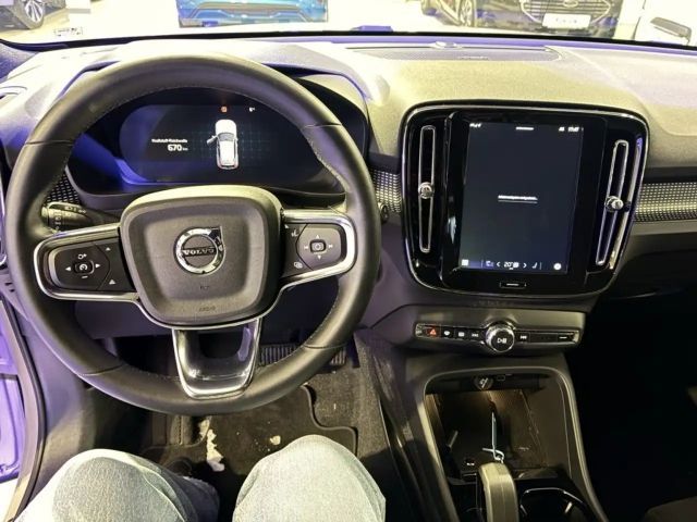 Volvo XC40 Dark Plus