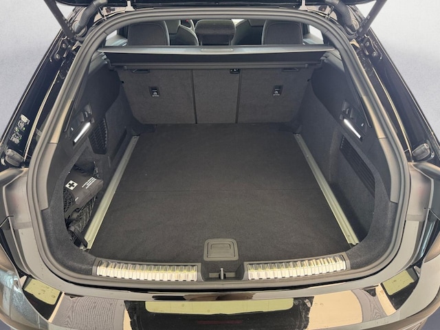 Audi A6 Avant Quattro S-Tronic