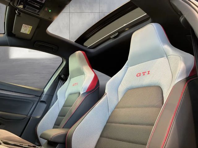 Volkswagen Golf DSG GTI