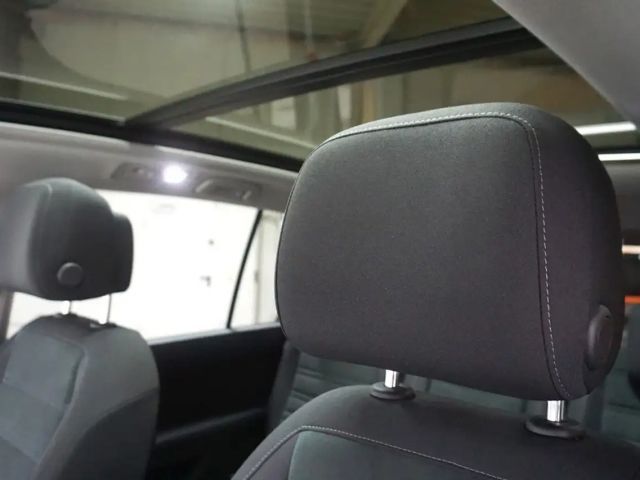 Volkswagen Touran 2.0 TDI Comfortline DSG