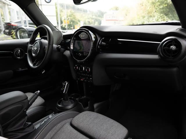 MINI Cooper S Classic Trim FACEL. LED NAVI SHZ PDC