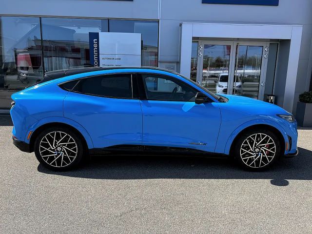 Ford Mustang Mach-E AWD Extended range GT