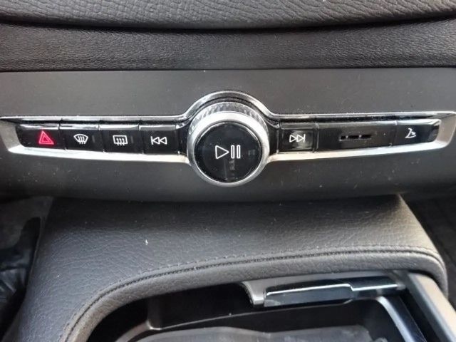 Volvo XC90 AWD Momentum