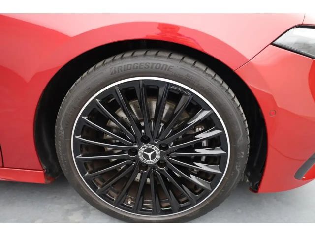 Mercedes-Benz A 250 4MATIC AMG Line