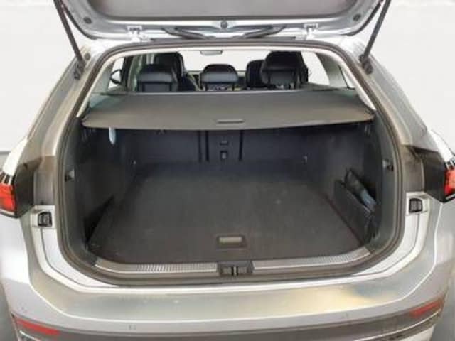 Volkswagen Passat 1.5 eTSI Business Variant