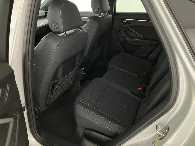 Audi Q3 35 TFSI S-Line
