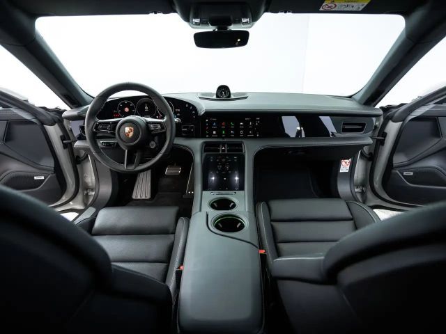 Porsche Taycan Sport Turismo