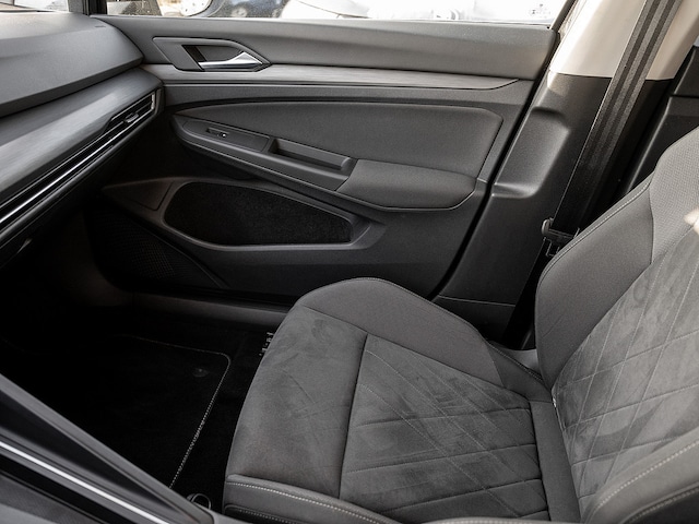 Volkswagen Golf 2.0 TDI Golf VIII Style Variant