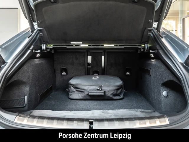 Porsche Taycan GTS Sport Turismo