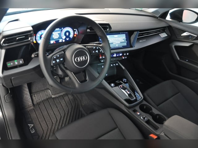Audi A3 30 TFSI S-Tronic Sportback