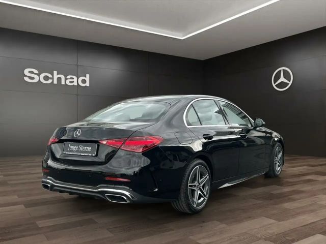 Mercedes-Benz C 180 AMG Line Sedan