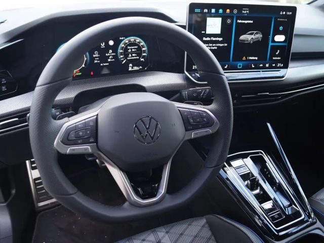 Volkswagen Golf DSG R-Line Variant