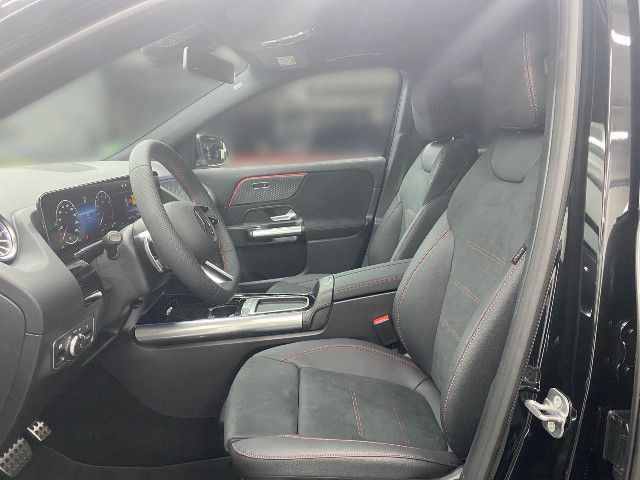 Mercedes-Benz GLA 220 4MATIC AMG Line