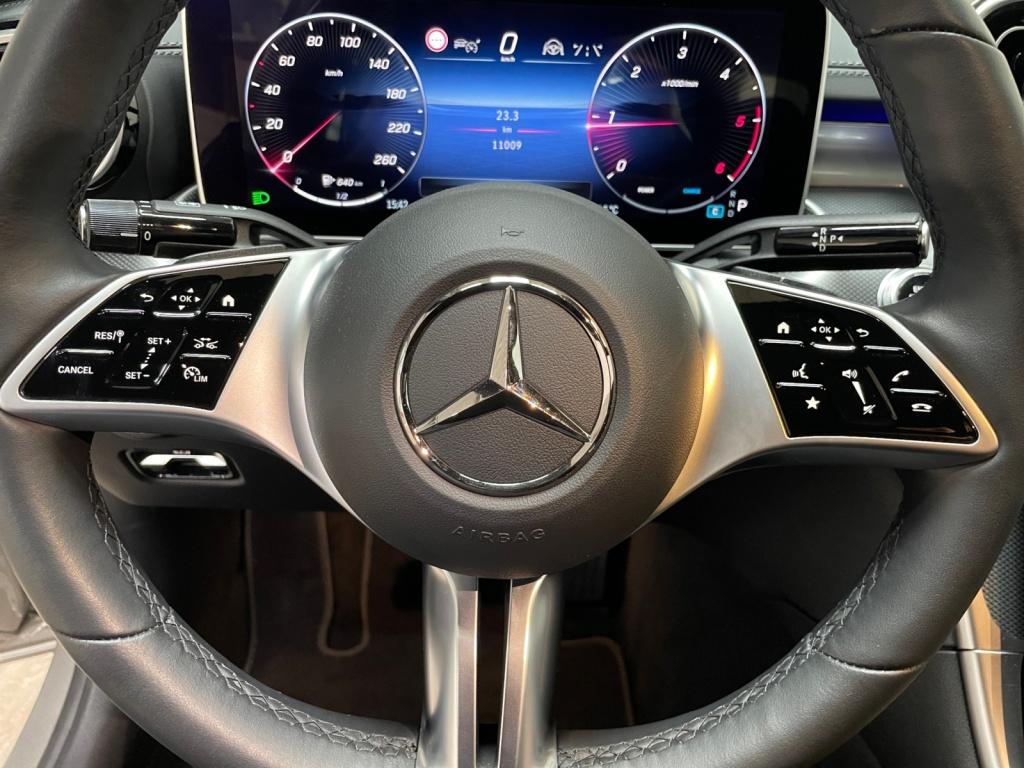 Mercedes-Benz C 300 AVANTGARDE C 300 d Sedan