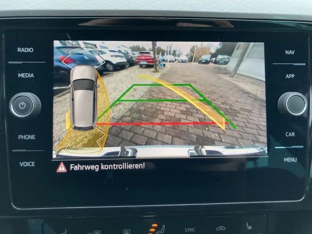 Volkswagen Passat 2.0 TDI Business DSG Variant