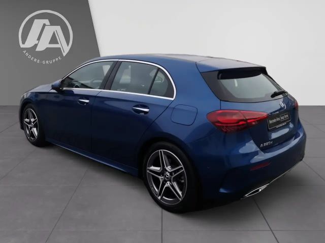 Mercedes-Benz A 220 A 220 d AMG Line
