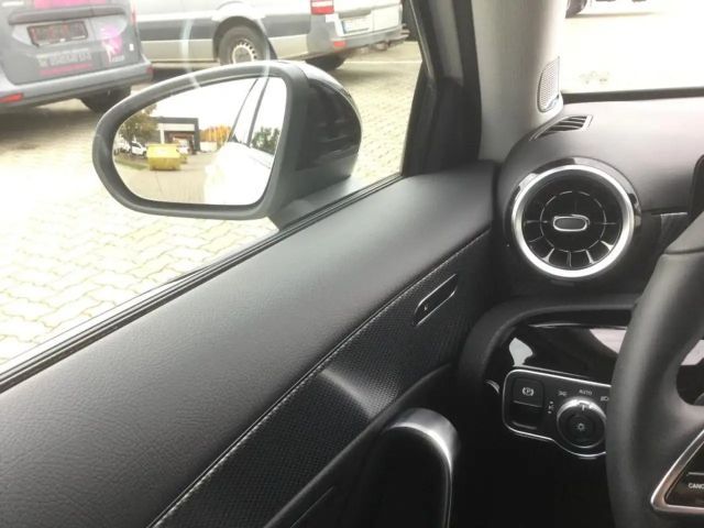 Mercedes-Benz A 220 4MATIC Progressive