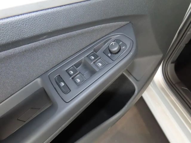 Volkswagen Golf DSG Life Variant
