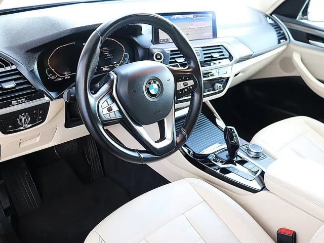 BMW X3 xDrive30e