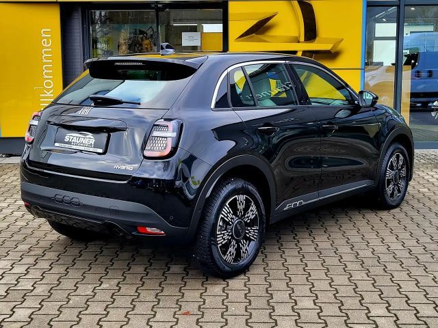 Fiat 600e 600 POP 48V eDCT *LED*R-KAMERA*SHZ*KURVENLICHT*