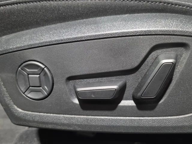 Audi A3 30 TDI Sedan