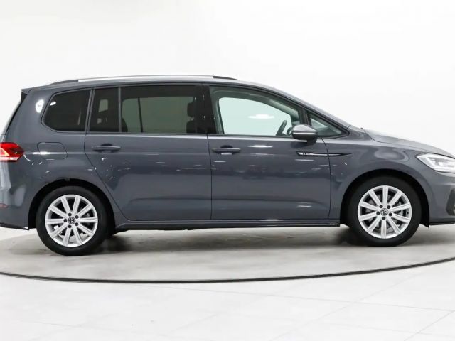 Volkswagen Touran 1.5 TSI DSG R-Line