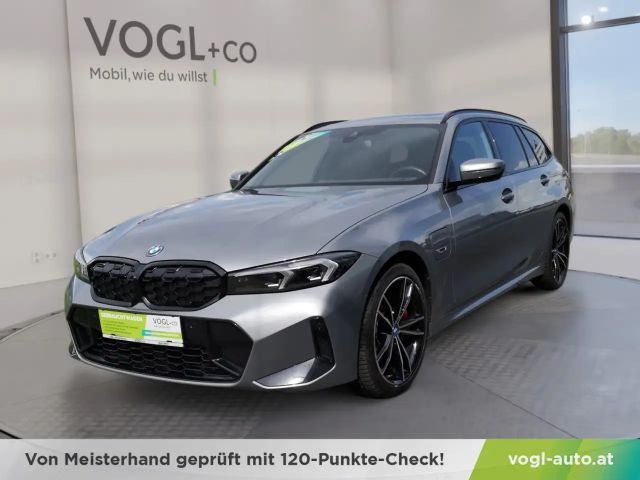 BMW 330 330e M-Sport Touring xDrive