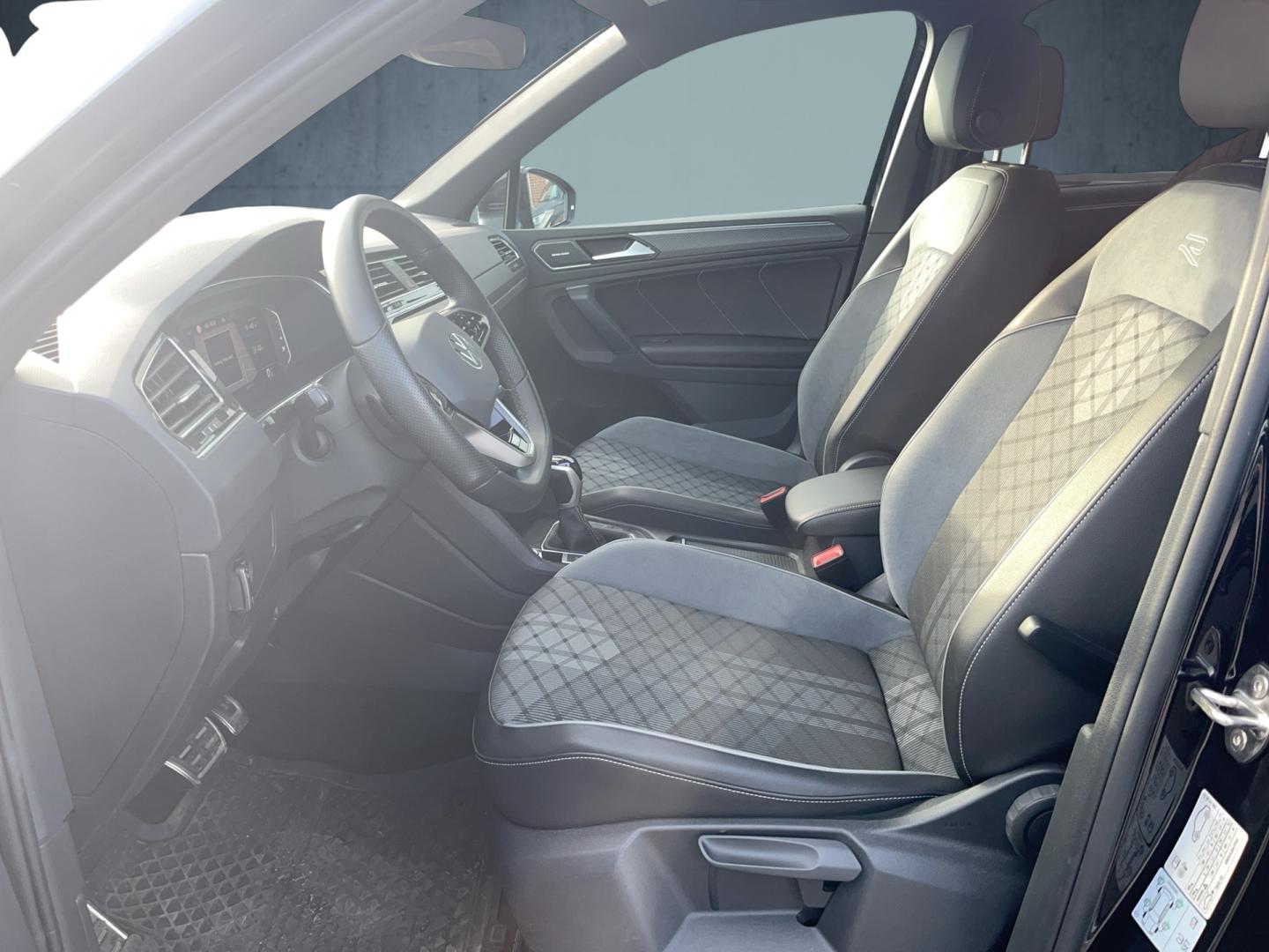 Volkswagen Tiguan 2.0 TDI DSG IQ.Drive R-Line