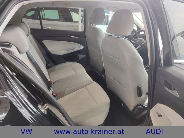 Volkswagen Golf Style eHybrid