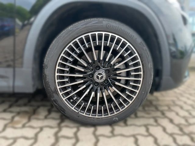 Mercedes-Benz EQA 300 4MATIC AMG Line