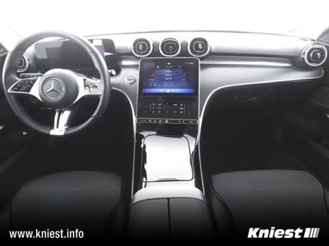 Mercedes-Benz C 220 4MATIC C 220 d Estate